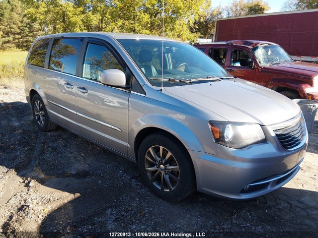 Продажа на аукционе авто 2015 Chrysler Town & Country S, vin: 2C4RC1HG2FR714734, номер лота: 12720913