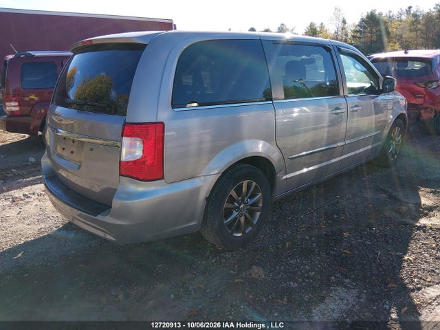 Продажа на аукционе авто 2015 Chrysler Town & Country S, vin: 2C4RC1HG2FR714734, номер лота: 12720913