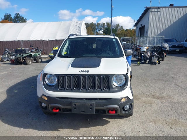 2018 Jeep Renegade Trailhawk მანქანა იყიდება აუქციონზე, vin: ZACCJBCB6JPH71724, აუქციონის ნომერი: 12720925