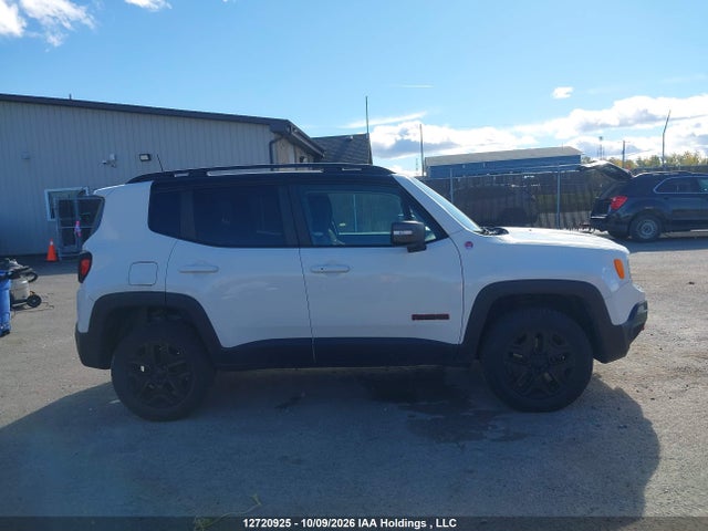 2018 Jeep Renegade Trailhawk მანქანა იყიდება აუქციონზე, vin: ZACCJBCB6JPH71724, აუქციონის ნომერი: 12720925