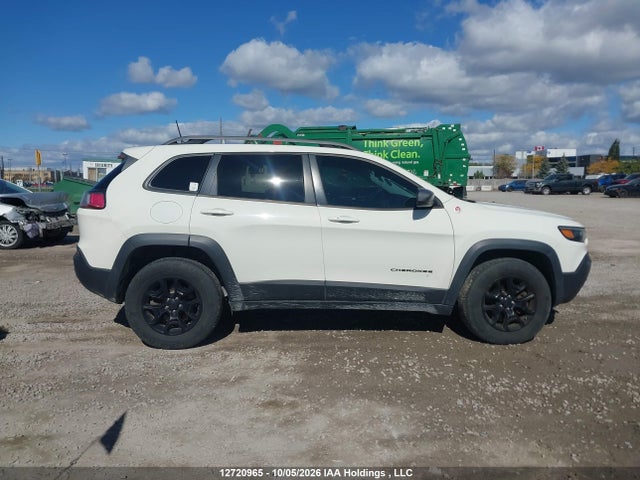 2019 Jeep Cherokee Trailhawk მანქანა იყიდება აუქციონზე, vin: 1C4PJMBX1KD147274, აუქციონის ნომერი: 12720965
