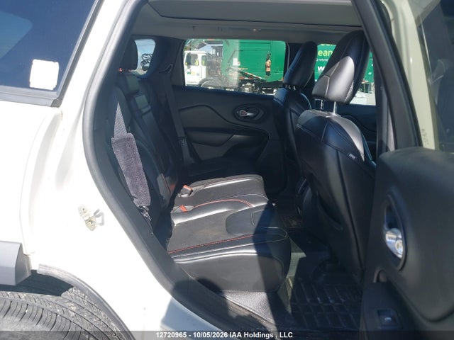 2019 Jeep Cherokee Trailhawk მანქანა იყიდება აუქციონზე, vin: 1C4PJMBX1KD147274, აუქციონის ნომერი: 12720965