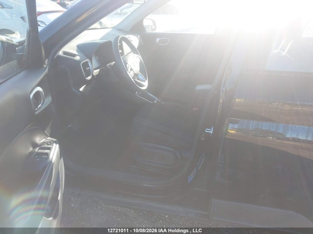 Продажа на аукционе авто 2023 Hyundai Venue, vin: KMHRC8A31PU247046, номер лота: 12721011