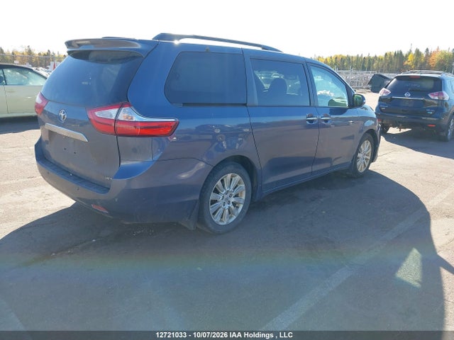 2015 Toyota Sienna Xle/limited მანქანა იყიდება აუქციონზე, vin: 5TDYK3DC2FS593515, აუქციონის ნომერი: 12721033