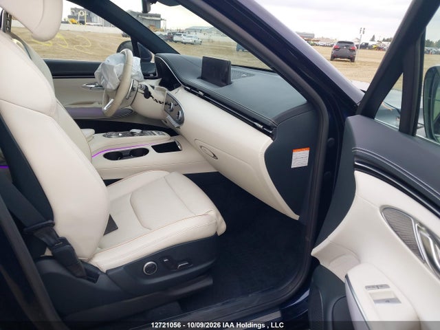 Genesis Electrified Gv70 Prestige Awd 2023 KMUMAET11PU006938 Image 5