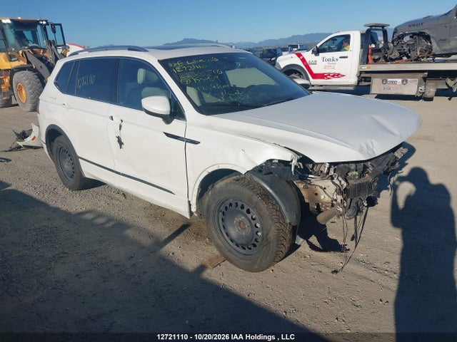 Продаж на аукціоні авто 2022 Volkswagen Tiguan Sel R-line, vin: 3VV4B7AX7NM155909, номер лоту: 12721110