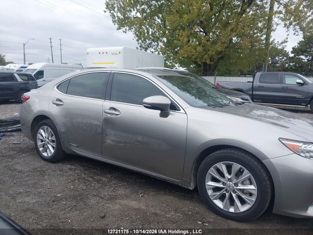 12721175 :رقم المزاد ، JTHBW1GGXF2081164 vin ، 2015 Lexus Es 300h 300h مزاد بيع