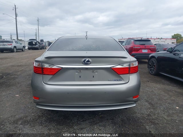 12721175 :رقم المزاد ، JTHBW1GGXF2081164 vin ، 2015 Lexus Es 300h 300h مزاد بيع