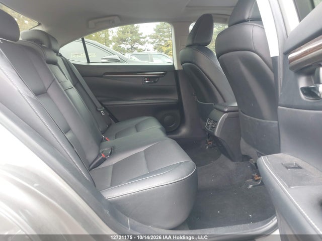 12721175 :رقم المزاد ، JTHBW1GGXF2081164 vin ، 2015 Lexus Es 300h 300h مزاد بيع