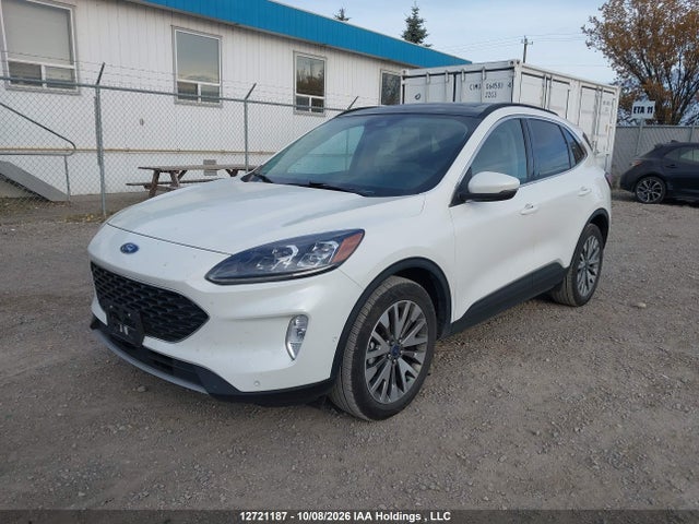 Ford Escape Titanium 2020 1FMCU9J94LUC44357 Image 2