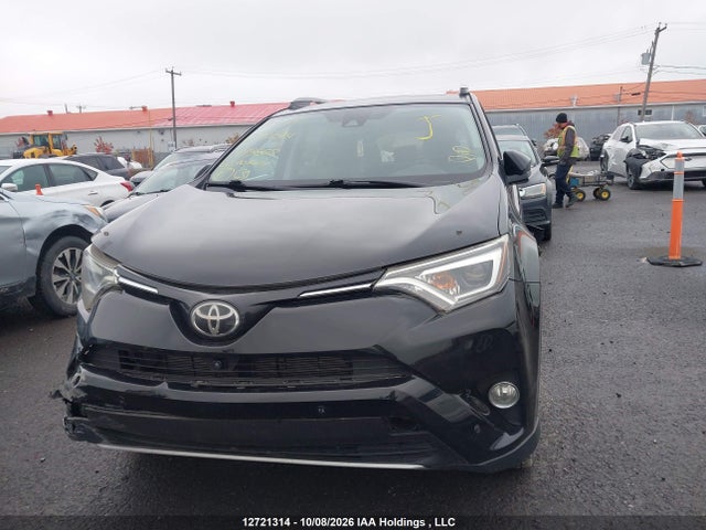 Toyota RAV4 2018 2T3DFREV7JW713628 Image 11