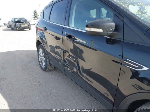 Ford Escape Titanium 2017 1FMCU9J94HUD61105 Image 12