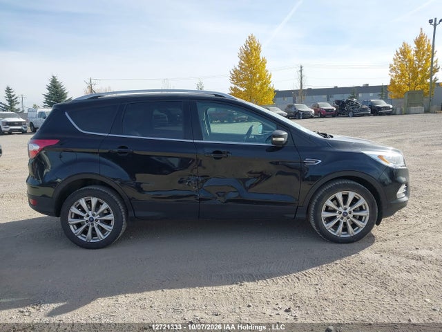 Ford Escape Titanium 2017 1FMCU9J94HUD61105 Image 14