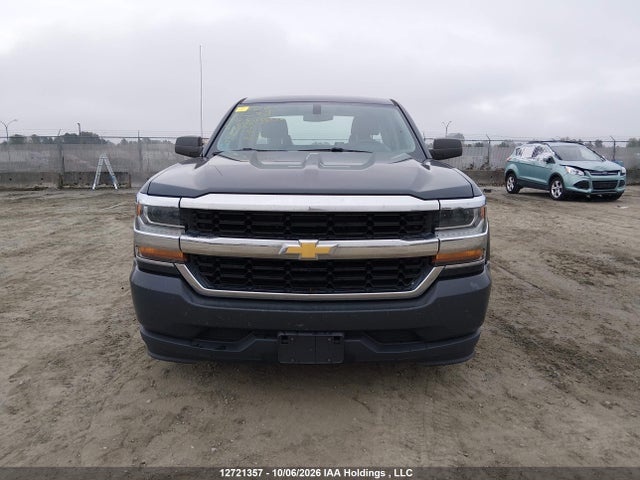 12721357 :رقم المزاد ، 1GCRCNEH2HZ366852 vin ، 2017 Chevrolet Silverado 1500 Wt مزاد بيع