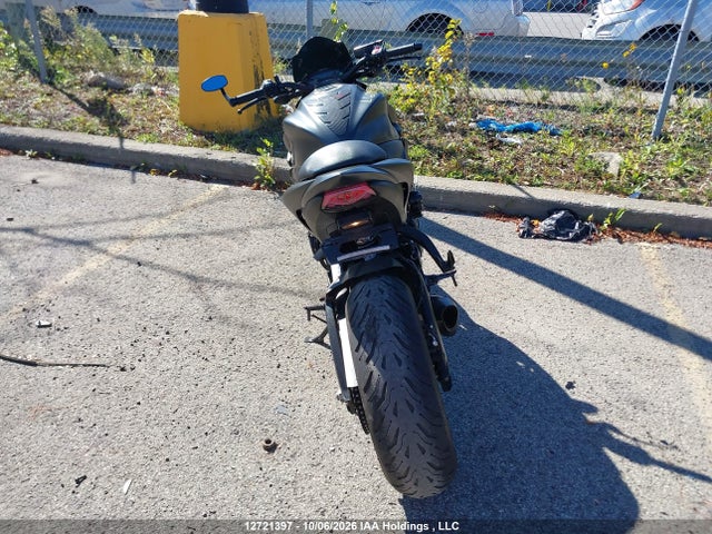 2019 Suzuki Gsx-s1000 A/z მანქანა იყიდება აუქციონზე, vin: JS1GT7ABXK7100223, აუქციონის ნომერი: 12721397