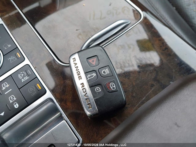 12721420 :رقم المزاد ، SALGV2EF2GA310771 vin ، 2016 Land Rover Range Rover 5.0l V8 Supercharged Autobiography مزاد بيع