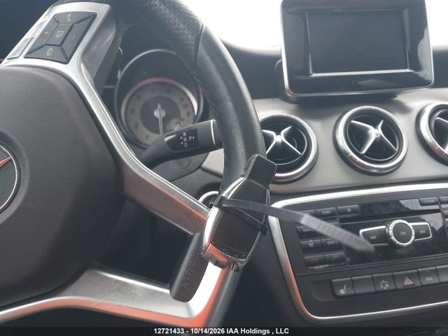 Mercedes-Benz CLA 2014 WDDSJ4EB4EN051475 Image 11