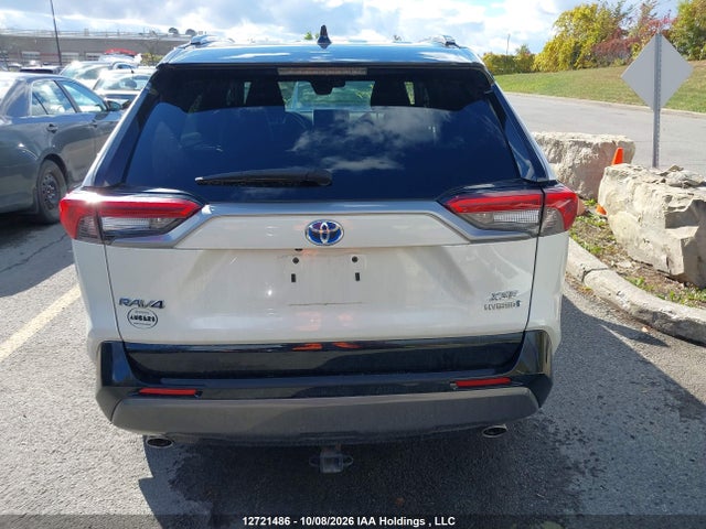 2T3RWRFV6MW124479 Toyota Rav4 Xle