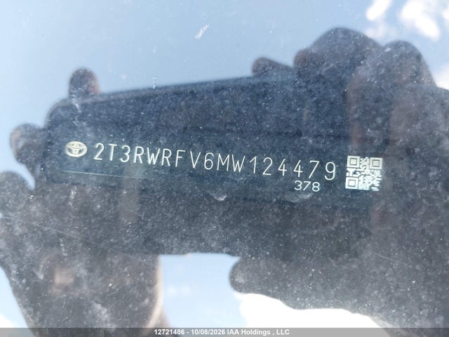 2T3RWRFV6MW124479 Toyota Rav4 Xle