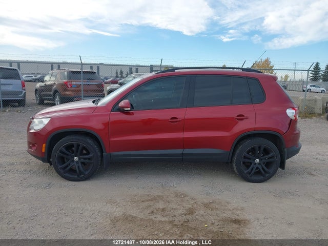Продажа на аукционе авто 2010 Volkswagen Tiguan Se/sel, vin: WVGBV9AX8AW001837, номер лота: 12721487