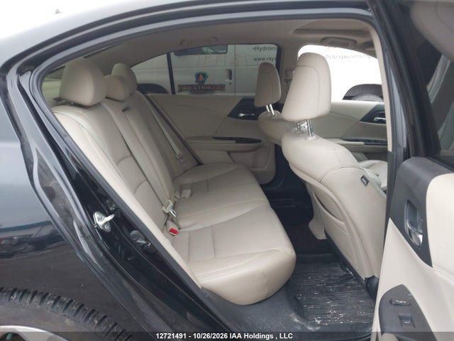 Honda Accord Touring 2014 1HGCR2F91EA805271 Image 8