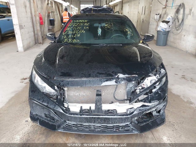 2018 Honda Civic Lx მანქანა იყიდება აუქციონზე, vin: SHHFK7G25JU302664, აუქციონის ნომერი: 12721572