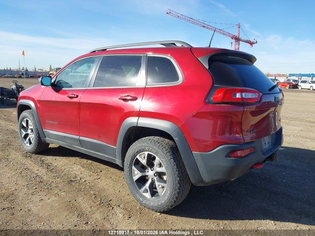 12715917 :رقم المزاد ، 1C4PJMBSXHD225516 vin ، 2017 Jeep Cherokee Trailhawk مزاد بيع