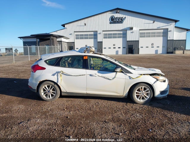 Ford FOCUS SE 2016 1FADP3K20GL400295 Image 11