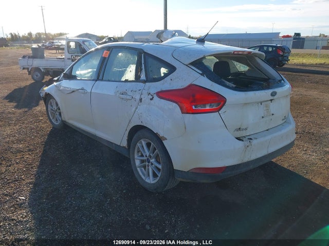 Ford FOCUS SE 2016 1FADP3K20GL400295 Image 3