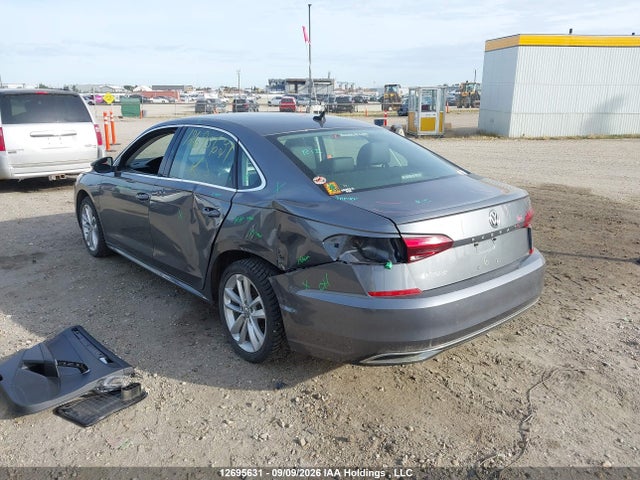 Продажа на аукционе авто 2021 Volkswagen Passat Highline, vin: 1VWBA7A31MC015938, номер лота: 12695631