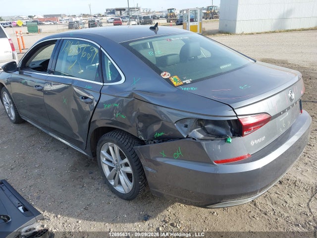 Продажа на аукционе авто 2021 Volkswagen Passat Highline, vin: 1VWBA7A31MC015938, номер лота: 12695631