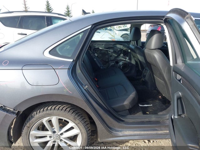 Продажа на аукционе авто 2021 Volkswagen Passat Highline, vin: 1VWBA7A31MC015938, номер лота: 12695631