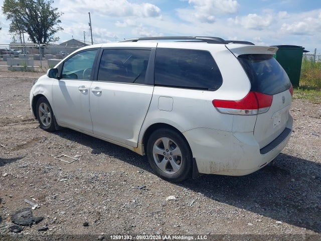 Aukcja sprzedaży 2012 Toyota Sienna, vin: 5TDKK3DC0CS193809, numer aukcji: 12691393