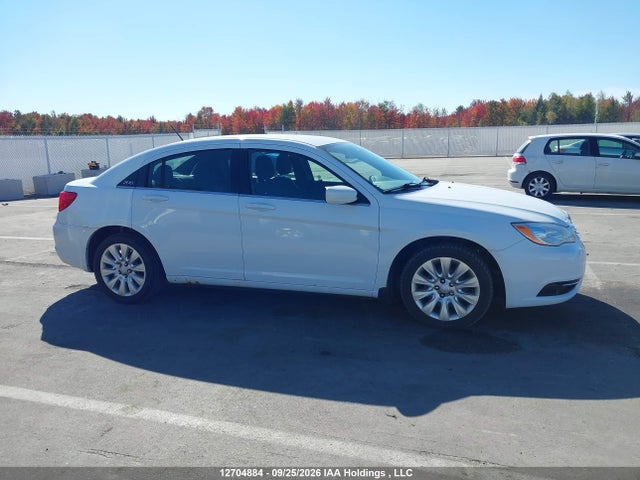 12704884 :رقم المزاد ، 1C3CCBAB6DN751357 vin ، 2013 Chrysler 200 Lx مزاد بيع