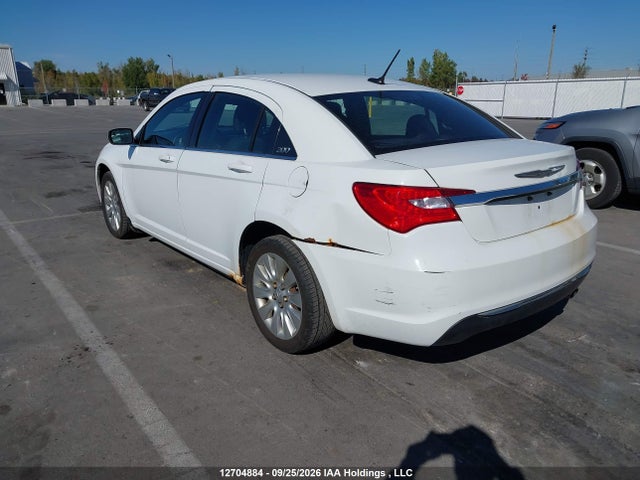 12704884 :رقم المزاد ، 1C3CCBAB6DN751357 vin ، 2013 Chrysler 200 Lx مزاد بيع