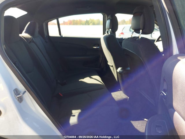 12704884 :رقم المزاد ، 1C3CCBAB6DN751357 vin ، 2013 Chrysler 200 Lx مزاد بيع