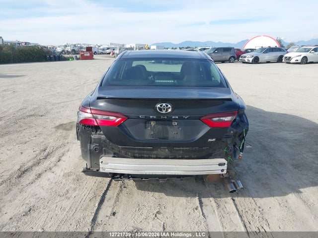 12721739 :رقم المزاد ، 4T1G11AK6RU251575 vin ، 2024 Toyota Camry Se Night Shade/se مزاد بيع