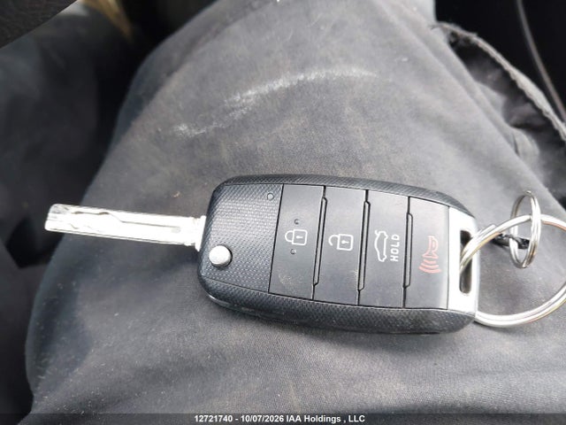 KIA Optima Lx 2015 KNAGM4A76F5637828 Image 11