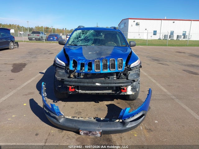 12721852 :رقم المزاد ، 1C4PJMBS1HW608183 vin ، 2017 Jeep Cherokee Trailhawk مزاد بيع