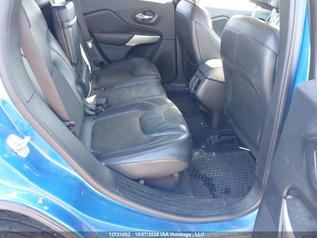 12721852 :رقم المزاد ، 1C4PJMBS1HW608183 vin ، 2017 Jeep Cherokee Trailhawk مزاد بيع