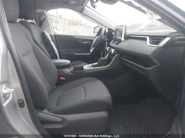 2T3RWRFV8RW237566 Toyota RAV4