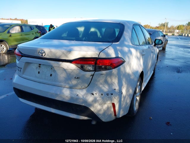 Toyota COROLLA LE 2022 5YFBPMBE2NP385269 Image 4