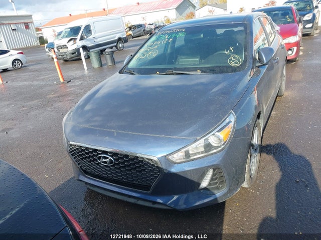 Продаж на аукціоні авто 2018 Hyundai Elantra Gt Gl, vin: KMHH35LE8JU075128, номер лоту: 12721948