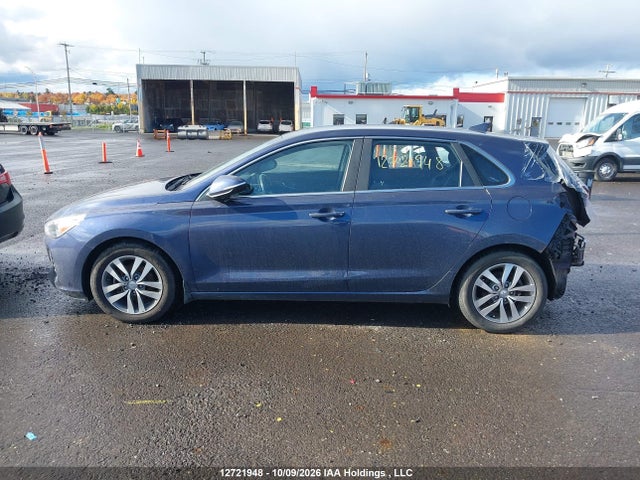 Продаж на аукціоні авто 2018 Hyundai Elantra Gt Gl, vin: KMHH35LE8JU075128, номер лоту: 12721948