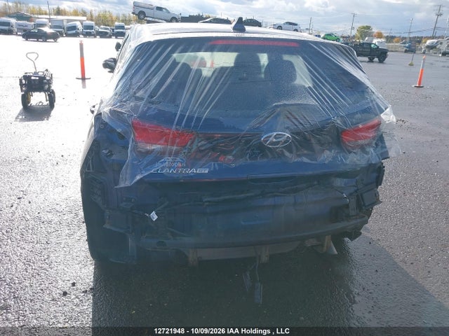 Продаж на аукціоні авто 2018 Hyundai Elantra Gt Gl, vin: KMHH35LE8JU075128, номер лоту: 12721948