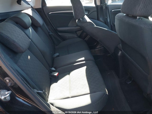 Aukcja sprzedaży 2015 Honda Fit Lx, vin: 3HGGK5H59FM100031, numer aukcji: 12721961