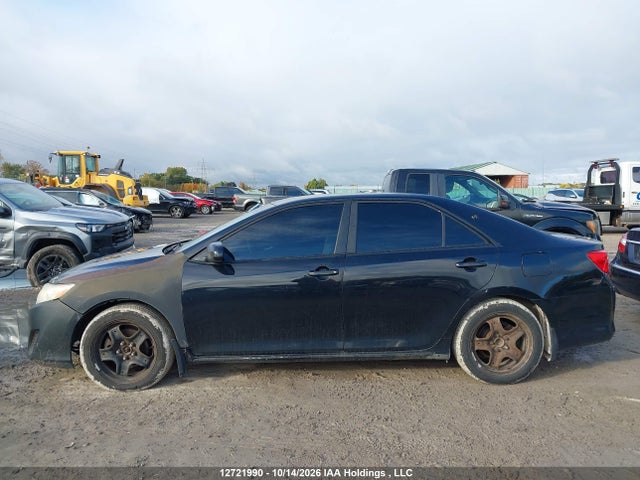 4T1BF1FKXEU307838 Toyota CAMRY LE