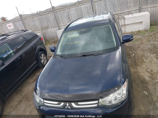 2014 Mitsubishi Outlander Gt მანქანა იყიდება აუქციონზე, vin: JA4JZ4AX7EZ605286, აუქციონის ნომერი: 12722030