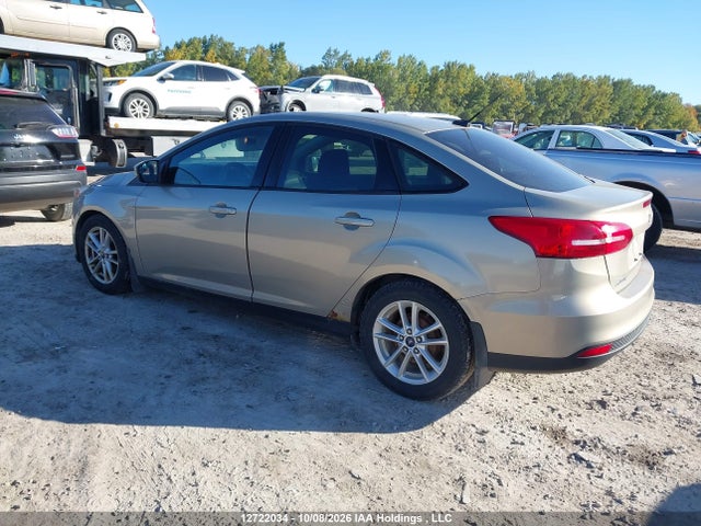 2015 Ford Focus Se მანქანა იყიდება აუქციონზე, vin: 1FADP3F22FL272425, აუქციონის ნომერი: 12722034