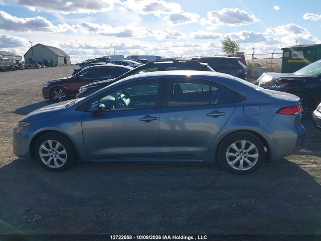 5YFBPRBE5LP041896 Toyota COROLLA LE